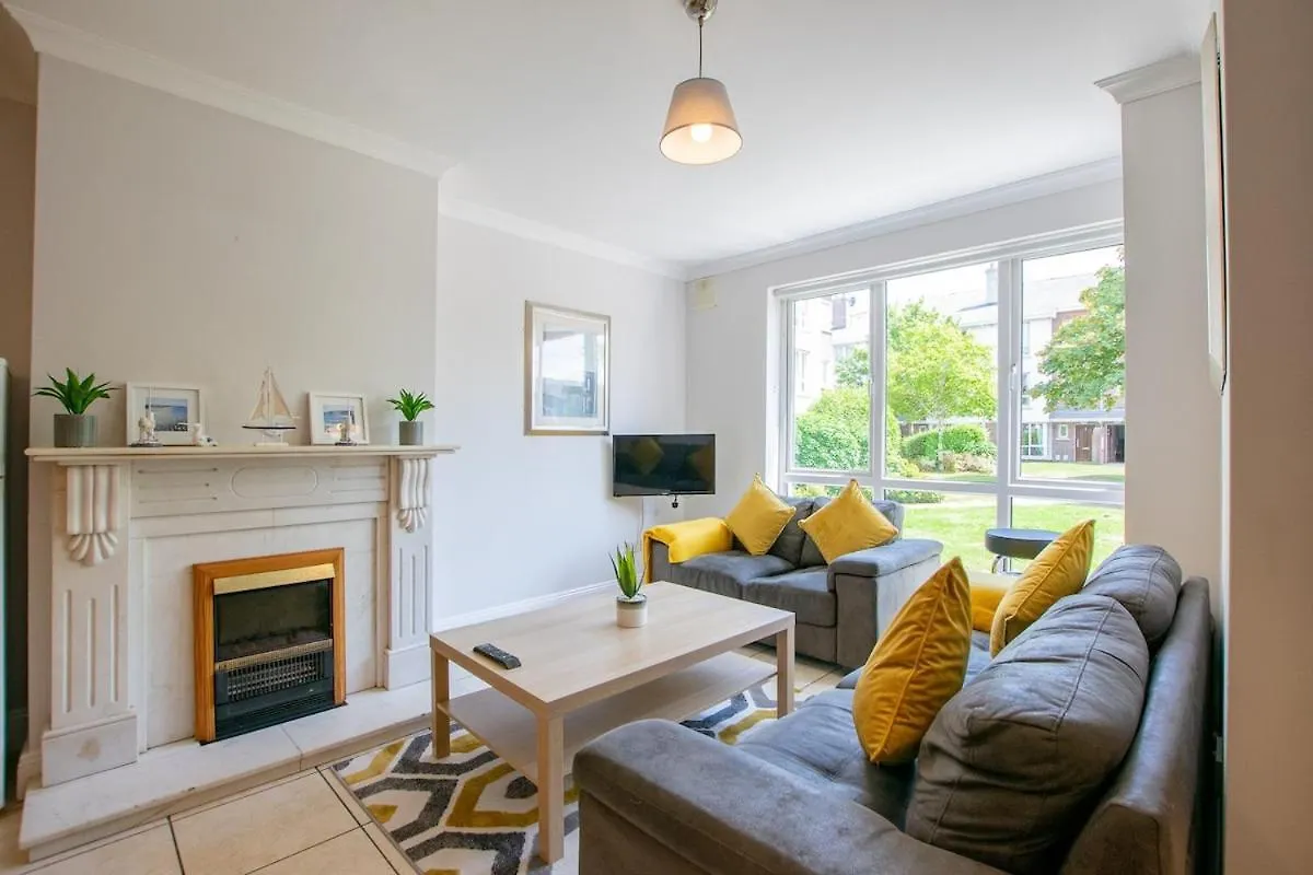 91 - Comfortable Stay In Galway City