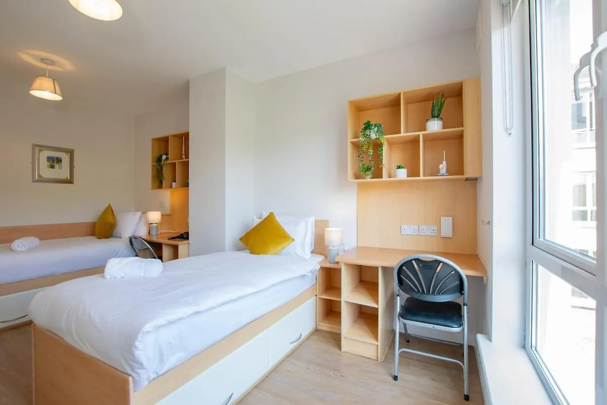 91 - Comfortable Stay In Galway City Ireland